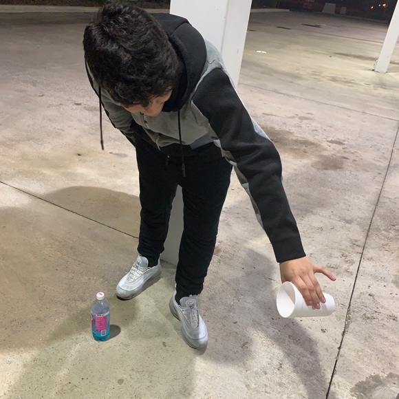 Meet your Posher, Ricky - Picture 1 of 1